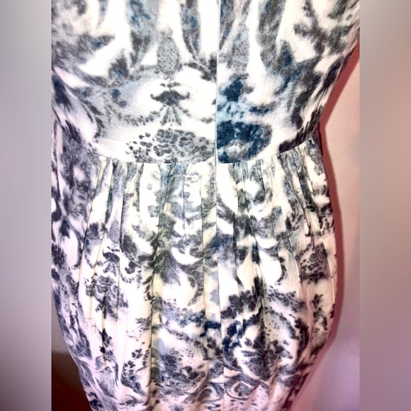 MAX MARA Rare White & Blue Floral Dress W/Crystal Detailing - Beautiful! - Picture 9 of 13